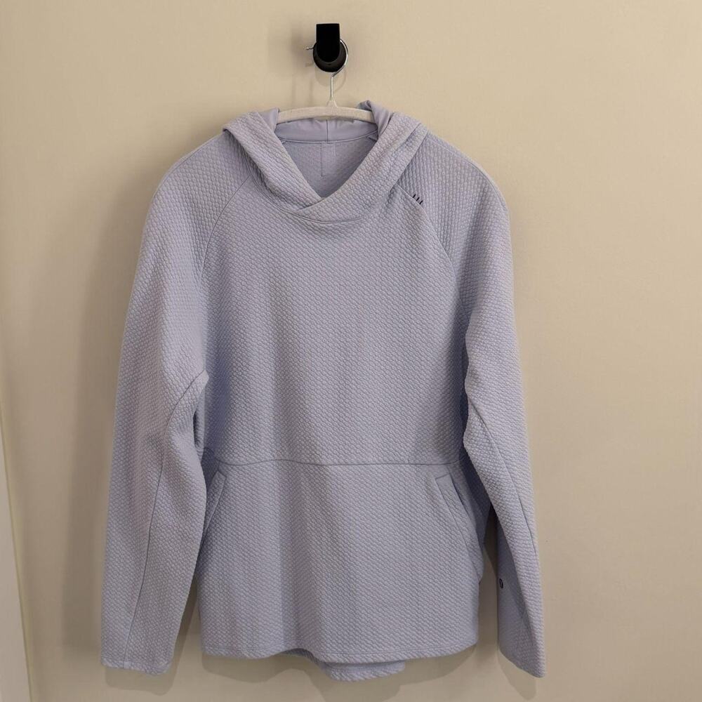 men's light Pastel Blue LULULEMON "At Ease" hoodie pullover [M]